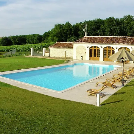 Holiday home Luxury With Terrace Sauna Tennis Pool Saint-Preuil